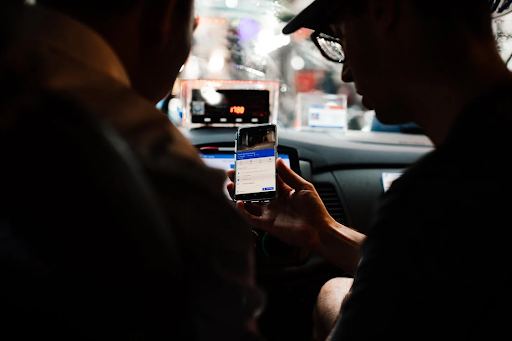 Reasons to Use Ridesharing Instead of Driving Your Car